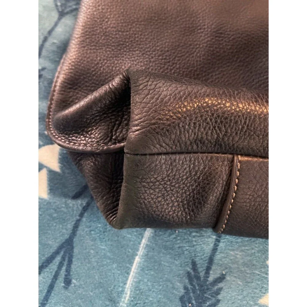 Fossil black leather